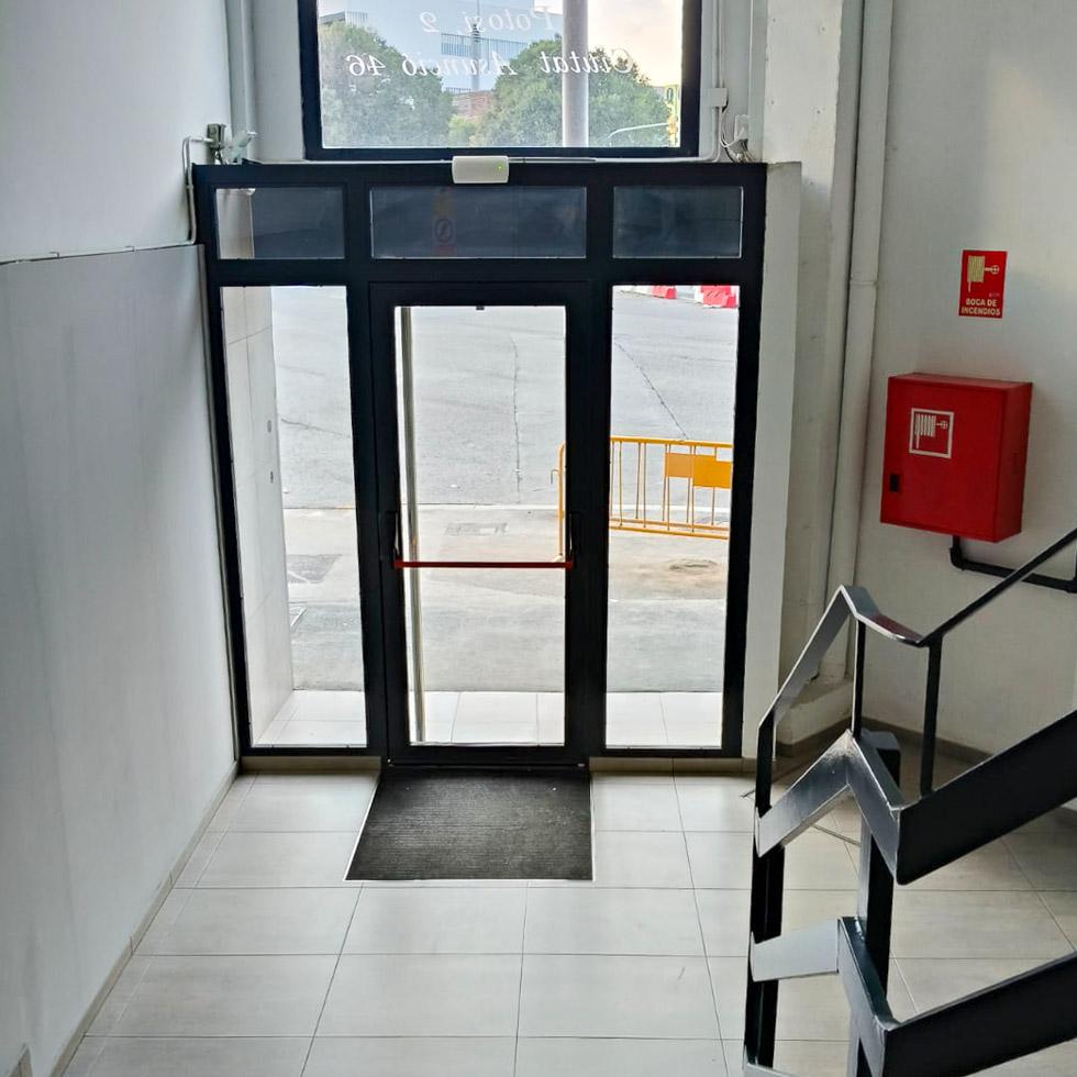 Janvi Spaces Sant Andreu, magatzem i coworking